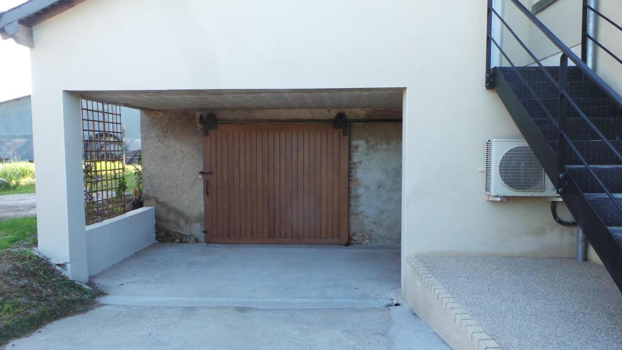 Saint-Ouen-les-Vignes Chambre D'Hotes Mansardee المظهر الخارجي الصورة